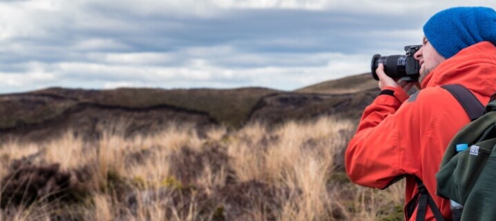 Finde den perfekten Fotorucksack zum Wandern