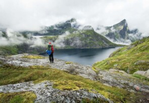 Lofoten Wandern beeindruckende Landschaft